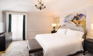 hotel maria cristina bed